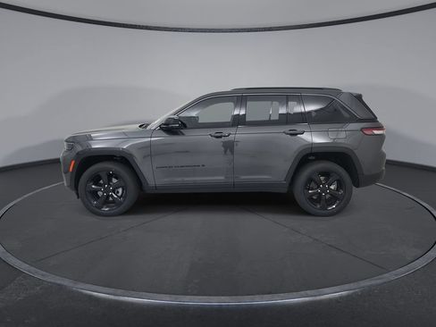 New 2026 Jeep Grand Cherokee Limited w/ Limited Altitude Package AWD/4WD image 5