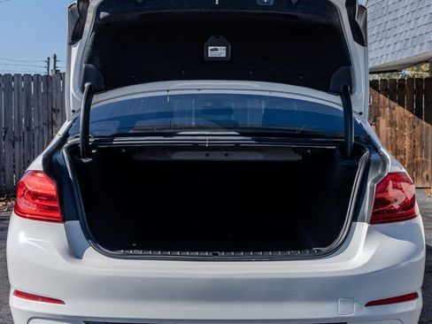 Used 2017 BMW 540i image 9