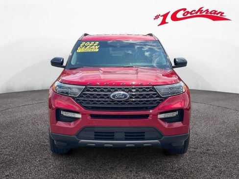 Used 2022 Ford Explorer XLT w/ Equipment Group 202A AWD/4WD image 38
