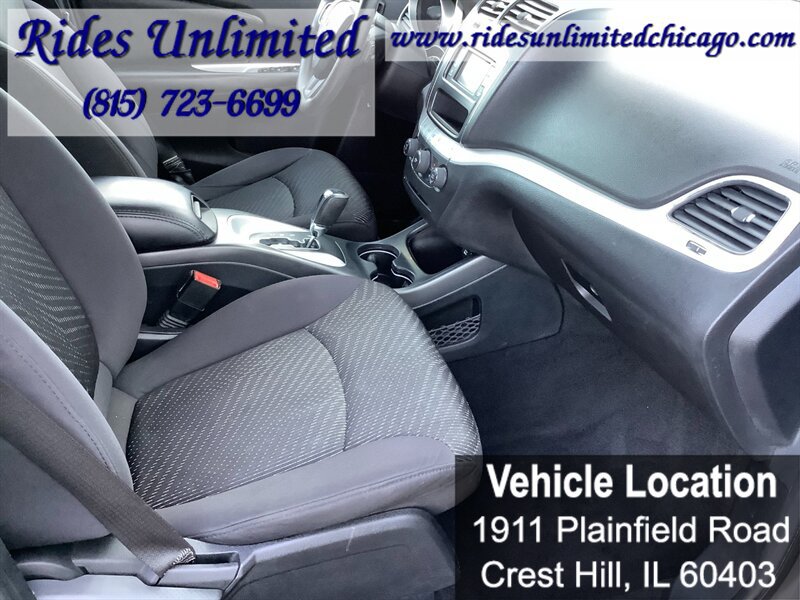 Used 2014 Dodge Journey SXT w/ Flexible Seating Group FWD image 31