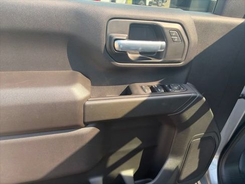 New 2026 GMC Sierra 2500 Pro AWD/4WD image 17