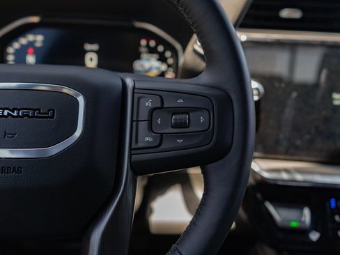 New 2026 GMC Sierra 3500 Denali Ultimate AWD/4WD image 11