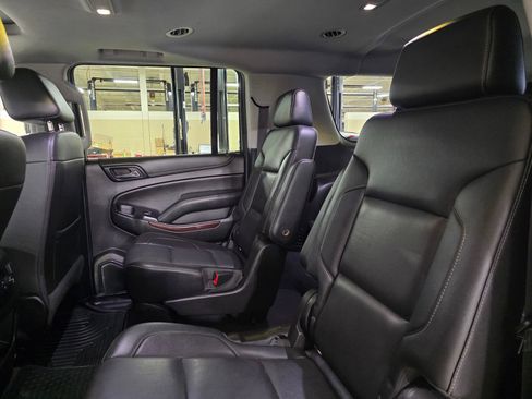 Used 2019 GMC Yukon XL SLT AWD/4WD image 16