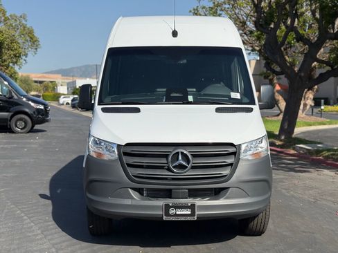 New 2025 Mercedes-Benz Sprinter 2500 image 5