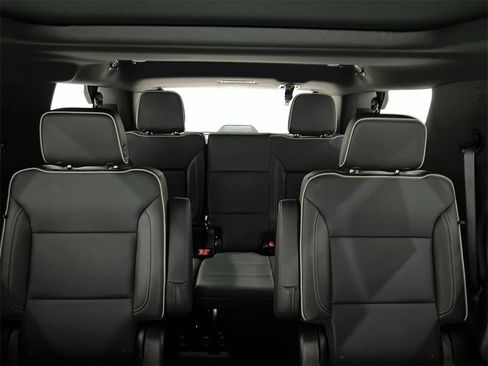 Used 2023 Chevrolet Tahoe Premier image 35