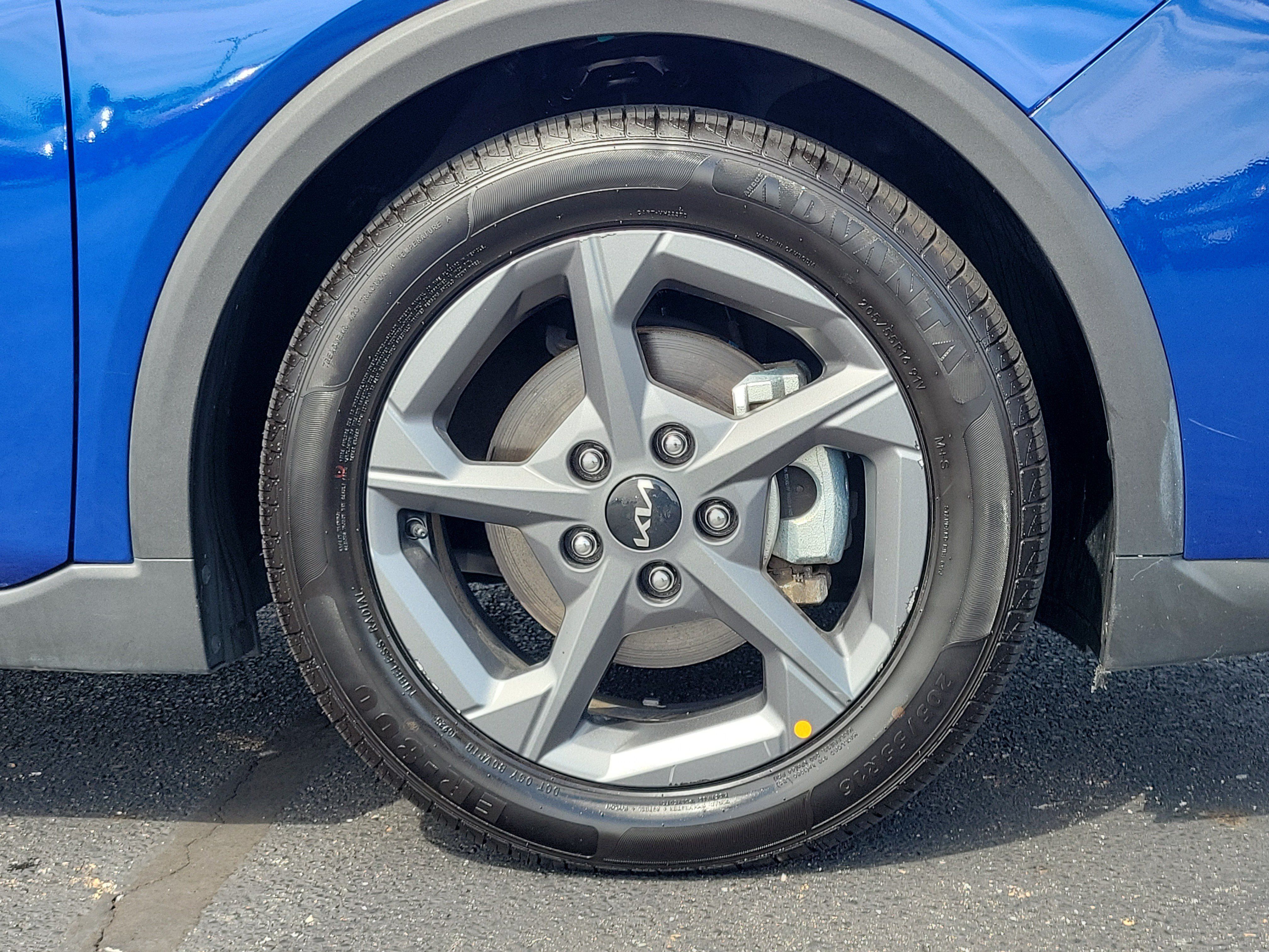 Used 2025 Kia K4 FWD image 5
