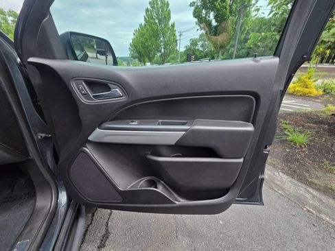 Used 2018 Chevrolet Colorado ZR2 AWD/4WD image 11