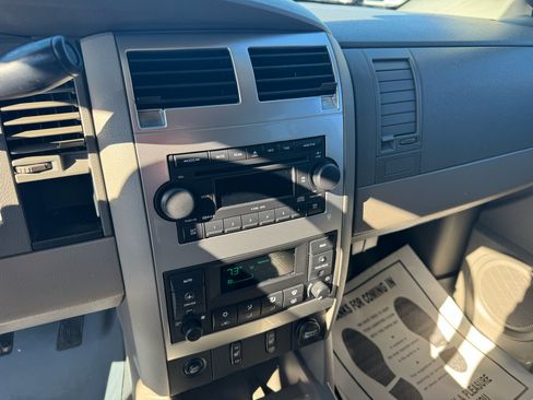 Used 2007 Dodge Durango Limited image 18