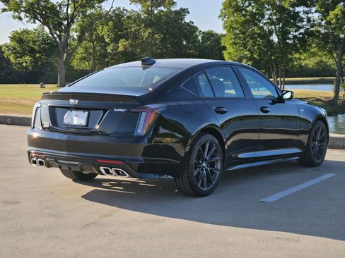 New 2026 Cadillac CT5 V w/ Technology Package RWD image 4