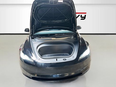 Used 2025 Tesla Model 3 Long Range AWD/4WD image 28