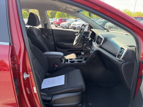 Used 2021 Kia Sportage LX w/ LX AWD Popular Package image 33