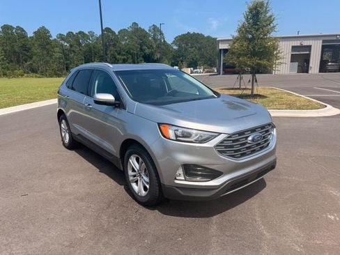 Used 2020 Ford Edge SEL w/ Convenience Package FWD image 4
