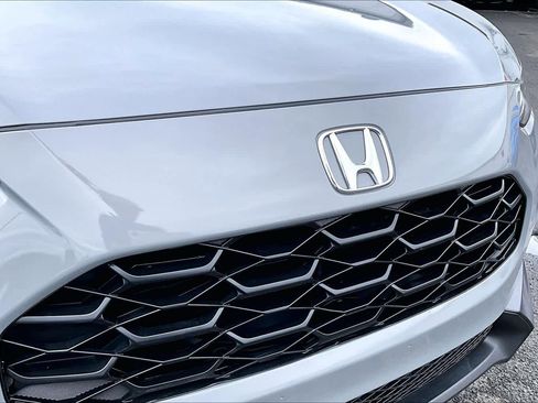 Used 2024 Honda HR-V Sport image 29