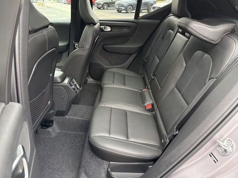 New 2026 Volvo XC40 B5 Plus w/ Protection Package Premier AWD/4WD image 12