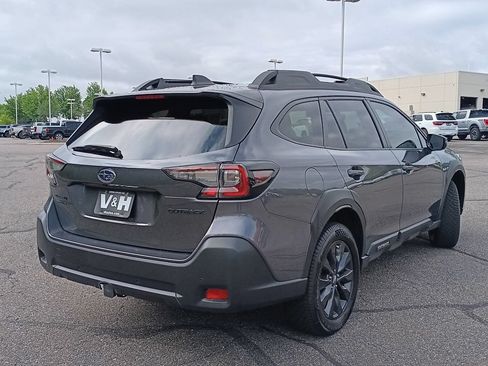 Used 2025 Subaru Outback Onyx Edition AWD/4WD image 29