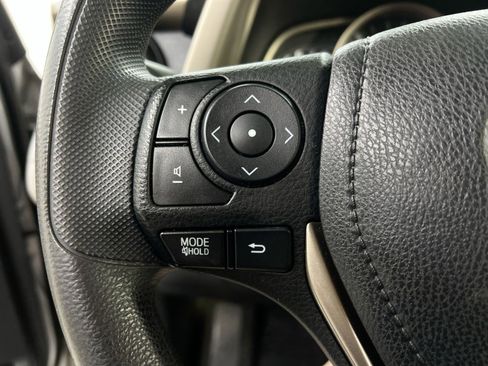 Used 2013 Toyota RAV4 LE image 34