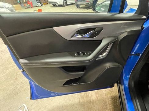 Used 2025 Chevrolet Blazer LT image 10