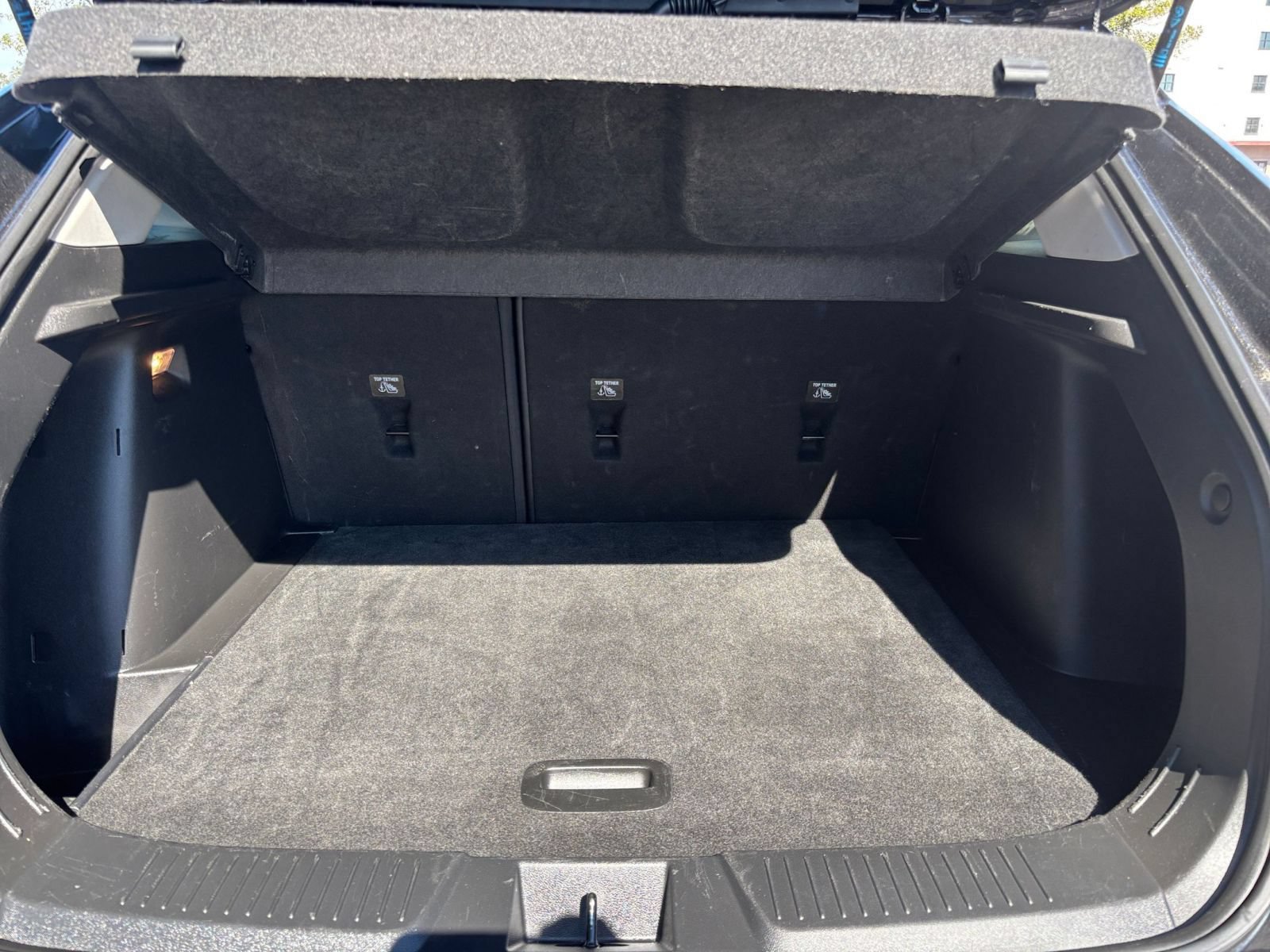 Used 2025 Chevrolet Trax LT FWD image 27