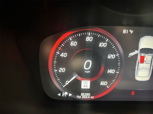 Used 2021 Volvo S90 T6 Momentum image 14