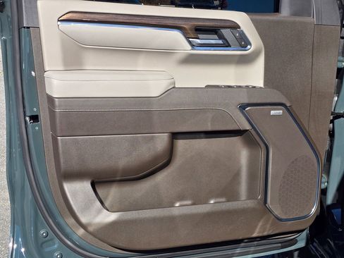 Certified 2025 Chevrolet Silverado 1500 LT Trail Boss w/ LT Trail Boss Premium Package image 44