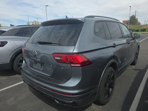 Used 2023 Volkswagen Tiguan SE R-Line AWD/4WD image 11