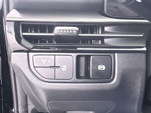 New 2026 Kia Sportage LX image 32