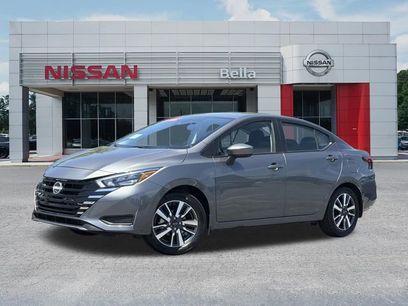Used 2025 Nissan Versa SV w/ Trunk Package