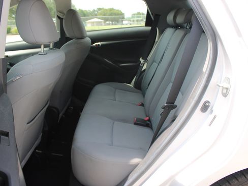 Used 2009 Toyota Matrix FWD image 14