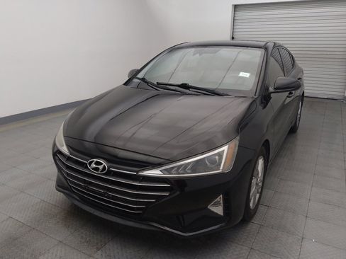 Used 2019 Hyundai Elantra SEL image 15