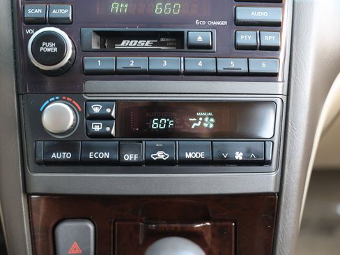Used 2002 Nissan Maxima GLE FWD image 36