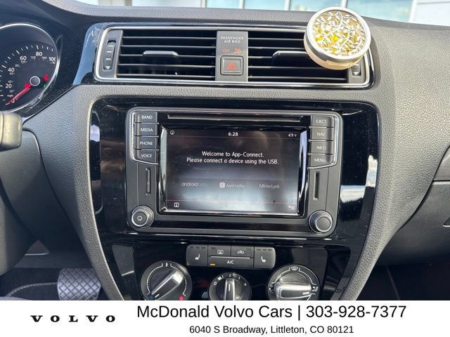 Used 2017 Volkswagen Jetta Sport FWD image 5