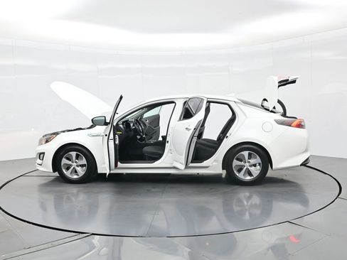 Used 2016 Kia Optima Hybrid image 43