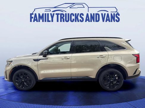 Used 2021 Kia Sorento SX image 2