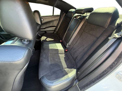Used 2020 Dodge Charger Scat Pack w/ Dynamics Package RWD image 16