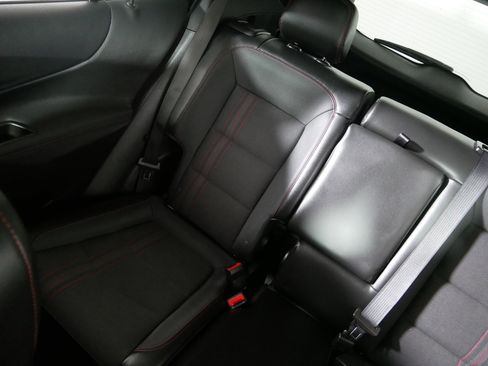 Used 2023 Chevrolet Equinox RS image 12