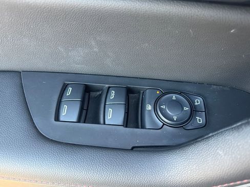 Used 2025 Chevrolet Blazer RS image 26