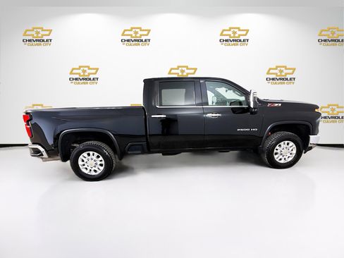 Used 2024 Chevrolet Silverado 2500 LTZ w/ LTZ Premium Package AWD/4WD image 8