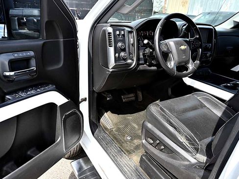 Used 2015 Chevrolet Silverado 3500 LTZ image 18