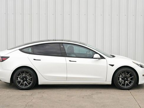 Used 2022 Tesla Model 3 Long Range image 53