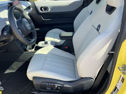 Certified 2025 MINI Cooper S image 10