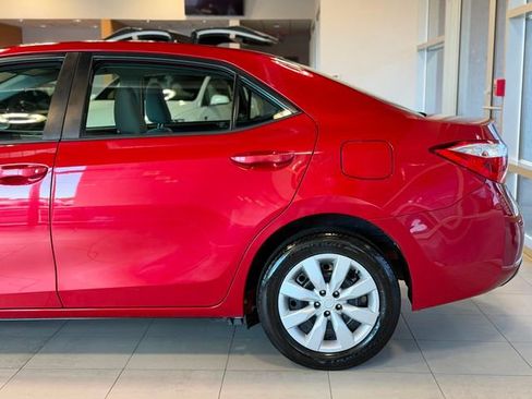 Used 2016 Toyota Corolla LE FWD image 9
