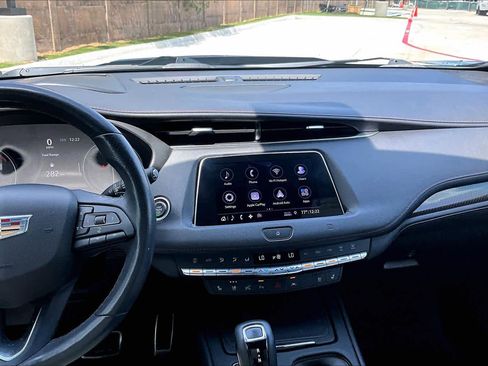 Used 2019 Cadillac XT4 Sport FWD image 7