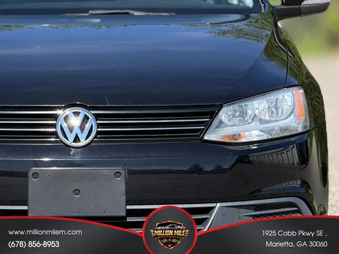 Used 2013 Volkswagen Jetta TDI FWD image 12