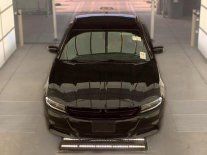 Used 2020 Dodge Charger SXT RWD image 2