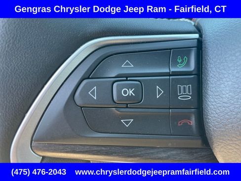 Used 2023 Jeep Grand Cherokee Limited AWD/4WD image 50