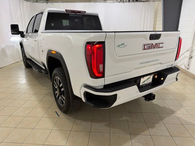Used 2023 GMC Sierra 2500 AT4 w/ AT4 Preferred Package AWD/4WD image 4