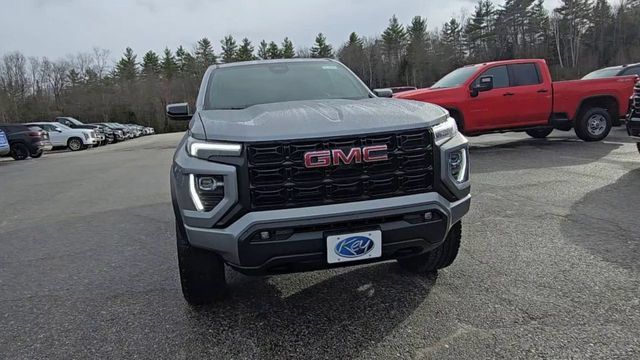 New 2025 GMC Canyon Elevation w/ Convenience Package AWD/4WD image 3