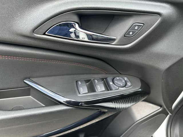 Used 2025 Chevrolet Trax RS w/ Driver Confidence Package FWD image 17