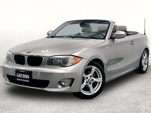 Used 2012 BMW 128i Convertible RWD image 11