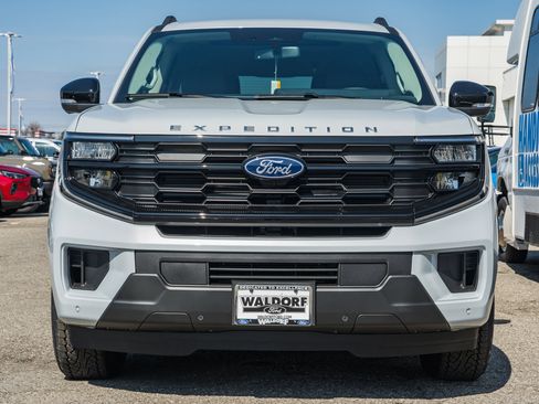 New 2026 Ford Expedition Max Active image 2